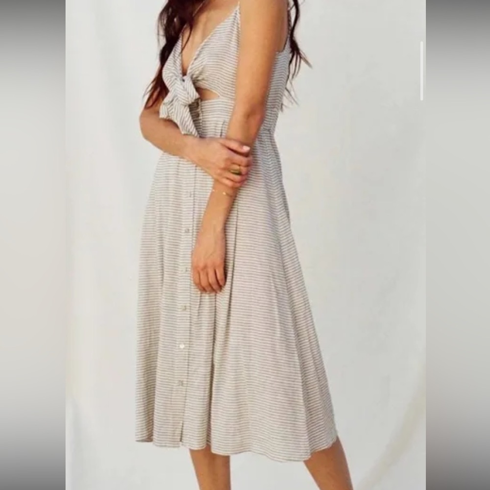 Stylish Coastal Midi Dress